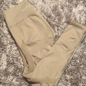 Alphalete leggings